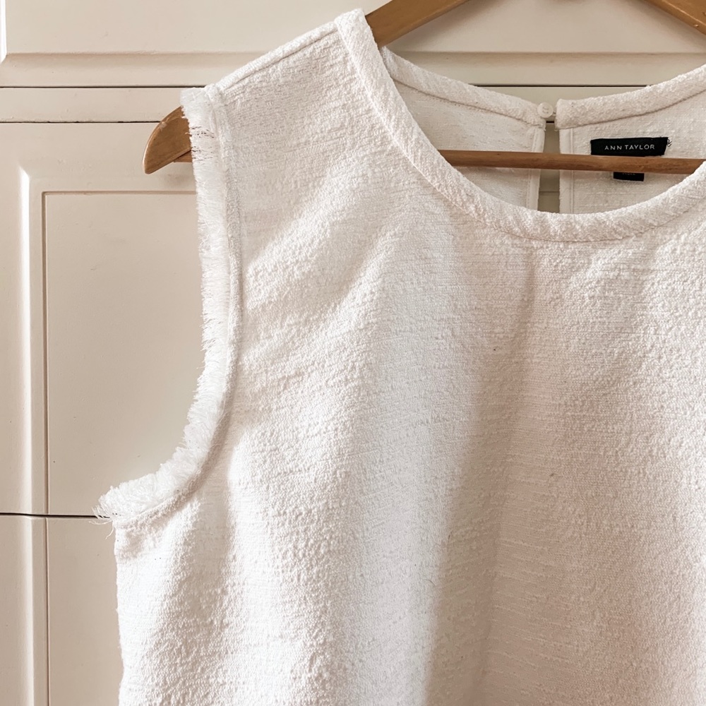 Ann Taylor Sleeveless Cream Linen Shirt